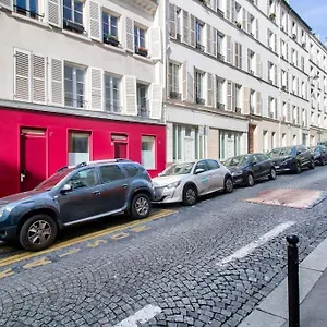 Cozy Historic Center & Montmartre Paris